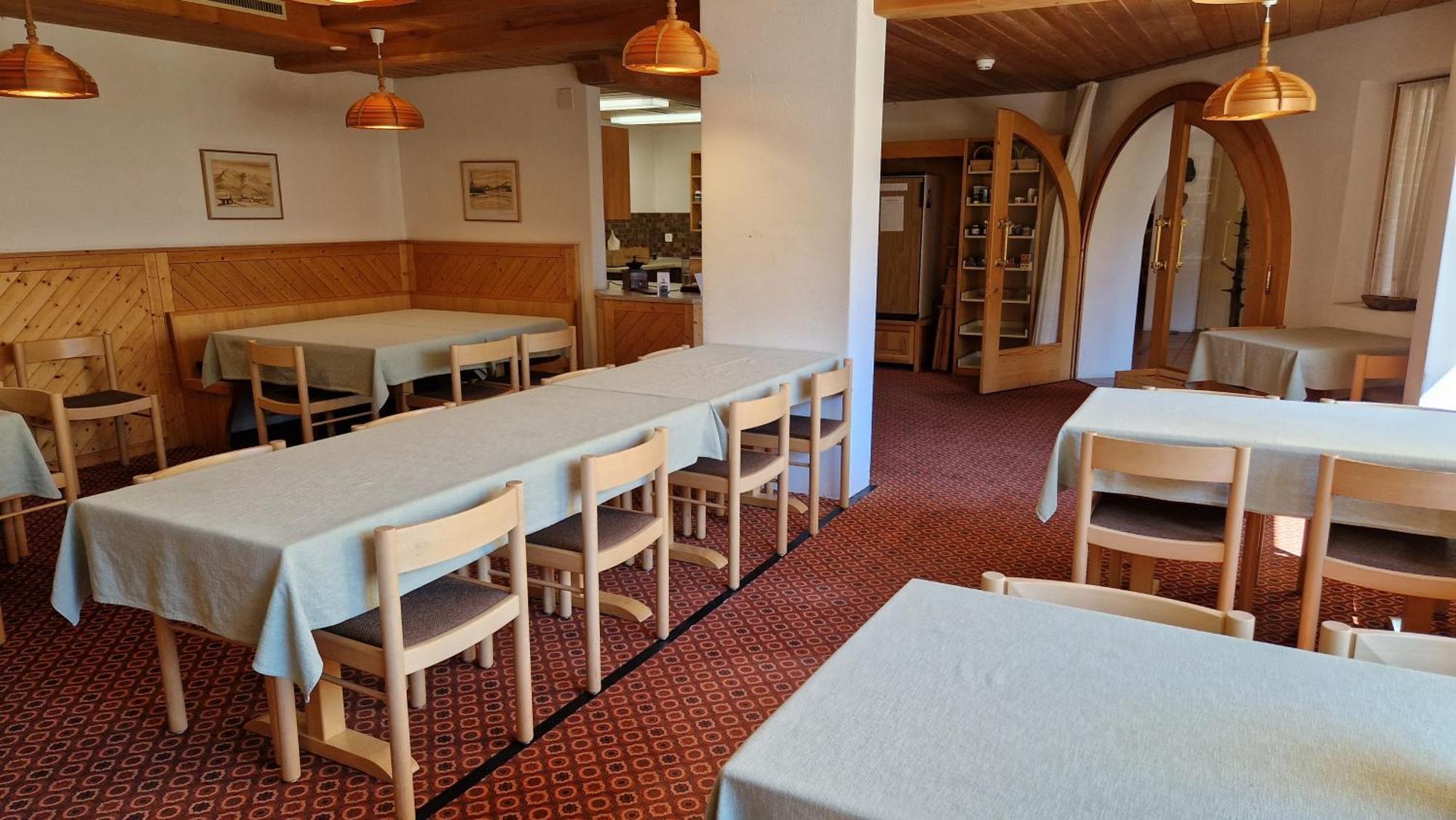 Aparthotel Chesa Bellaval Silvaplana Exteriör bild