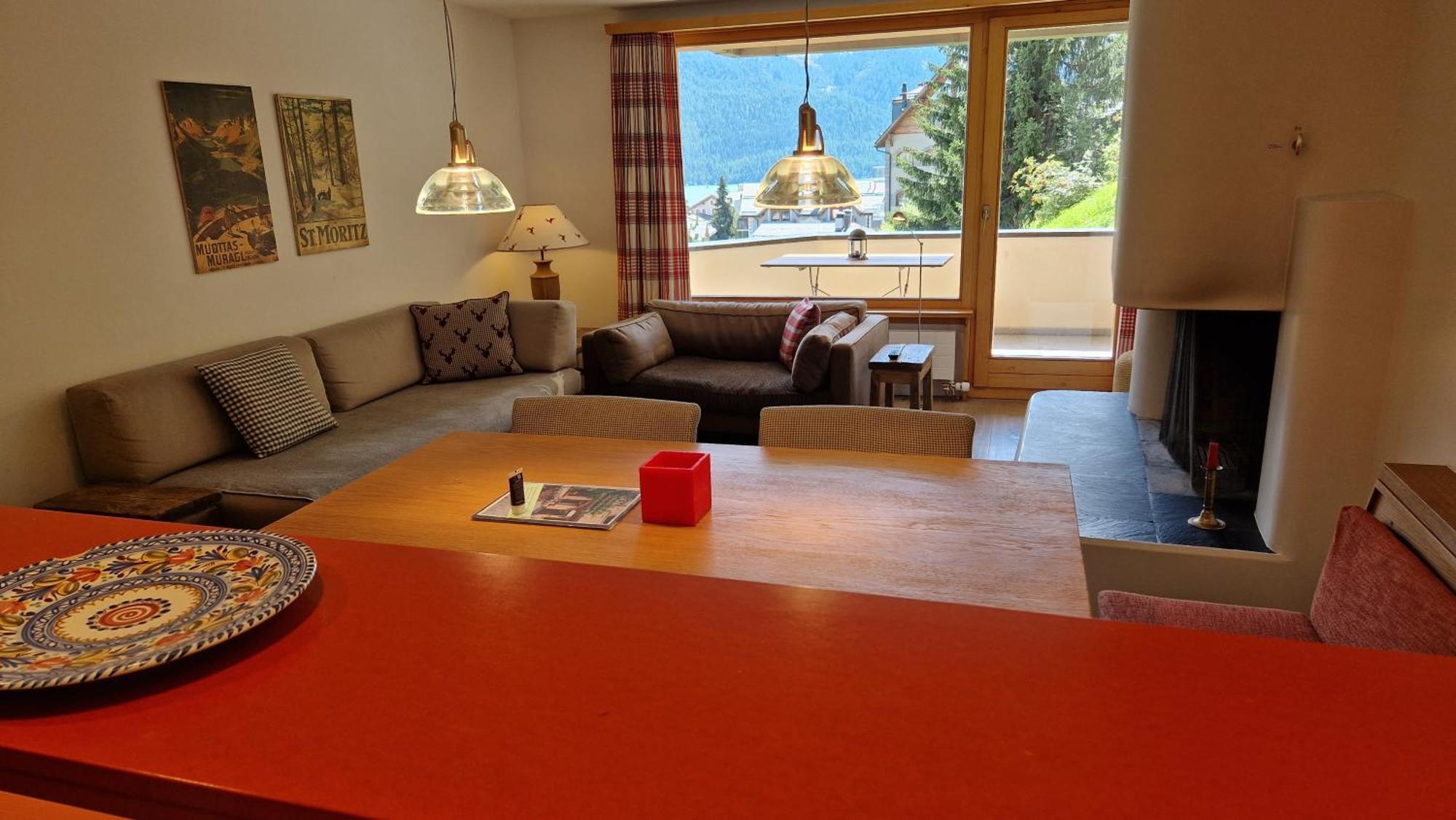 Aparthotel Chesa Bellaval Silvaplana Exteriör bild