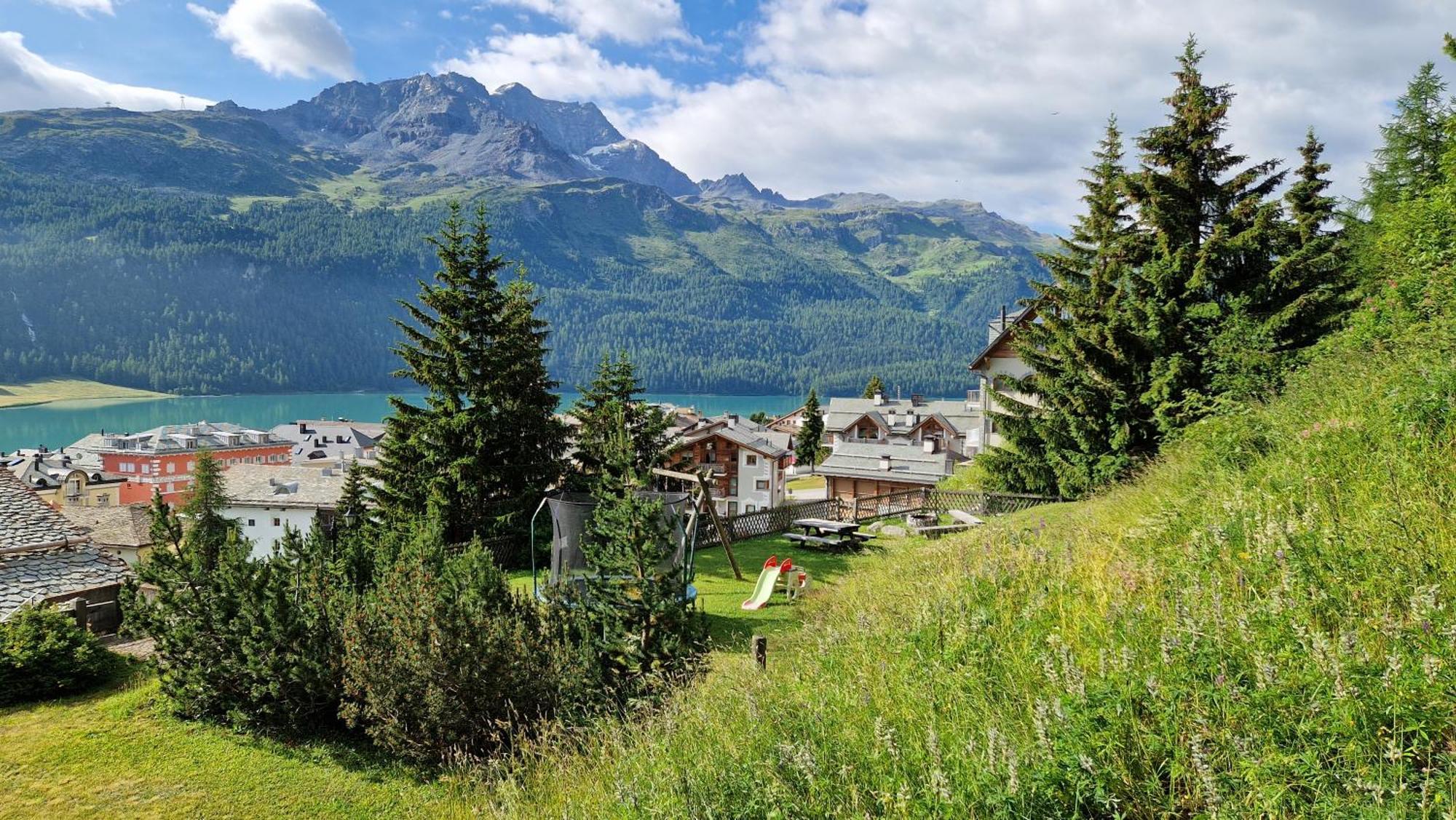 Aparthotel Chesa Bellaval Silvaplana Exteriör bild